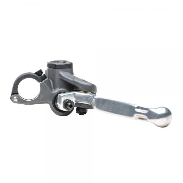 Front Brake Master Cylinder 460115MO0