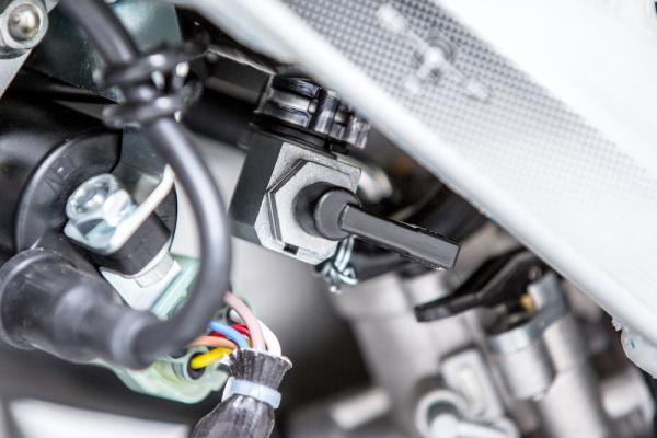 FUEL TAP TRS ONE R/RR/GOLD 16-26
