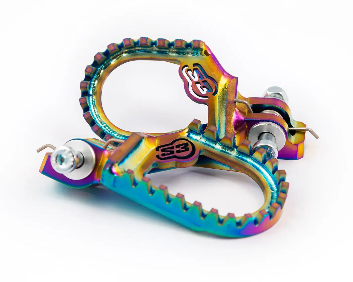 S3 TITANIUM TRIAL ‘HARDROCK’ FOOTPEGS – 10mm BACK + 5mm LOW (FLAT)